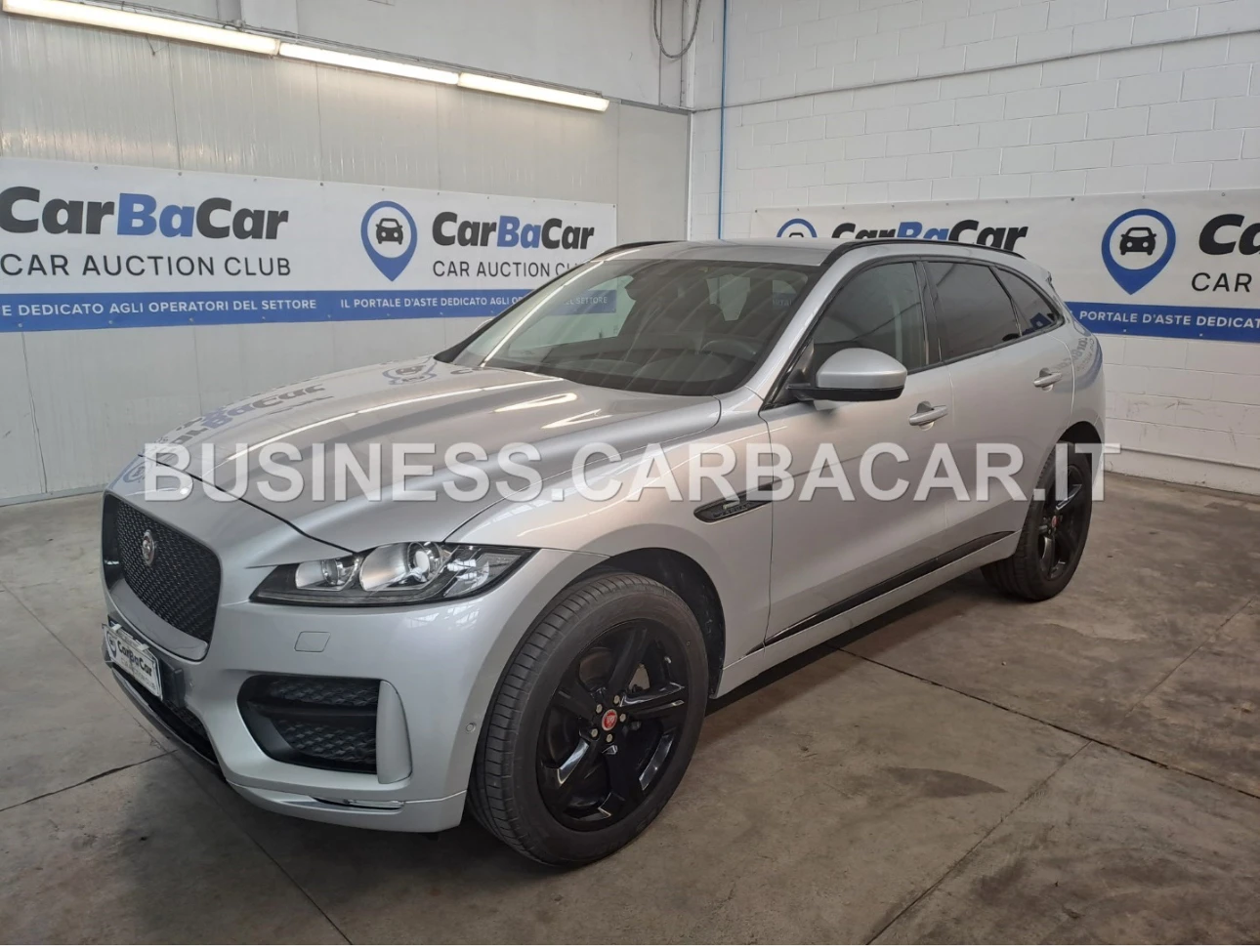 Jaguar F-PACE R-SPORT, снимка 1