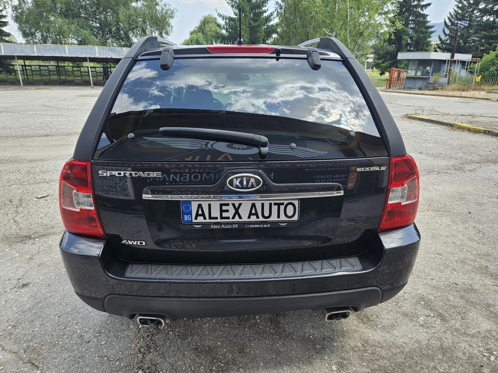 Kia Sportage 2.0i / ГАЗ BRC / КОЖА / 4Х4  - изображение 4