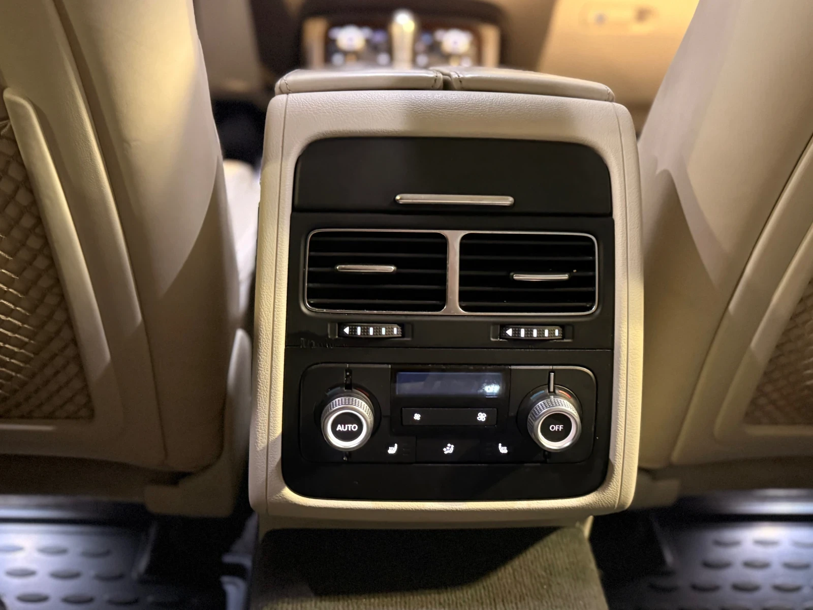 VW Touareg 4.2TDI | Mobile.bg � ����������� 12