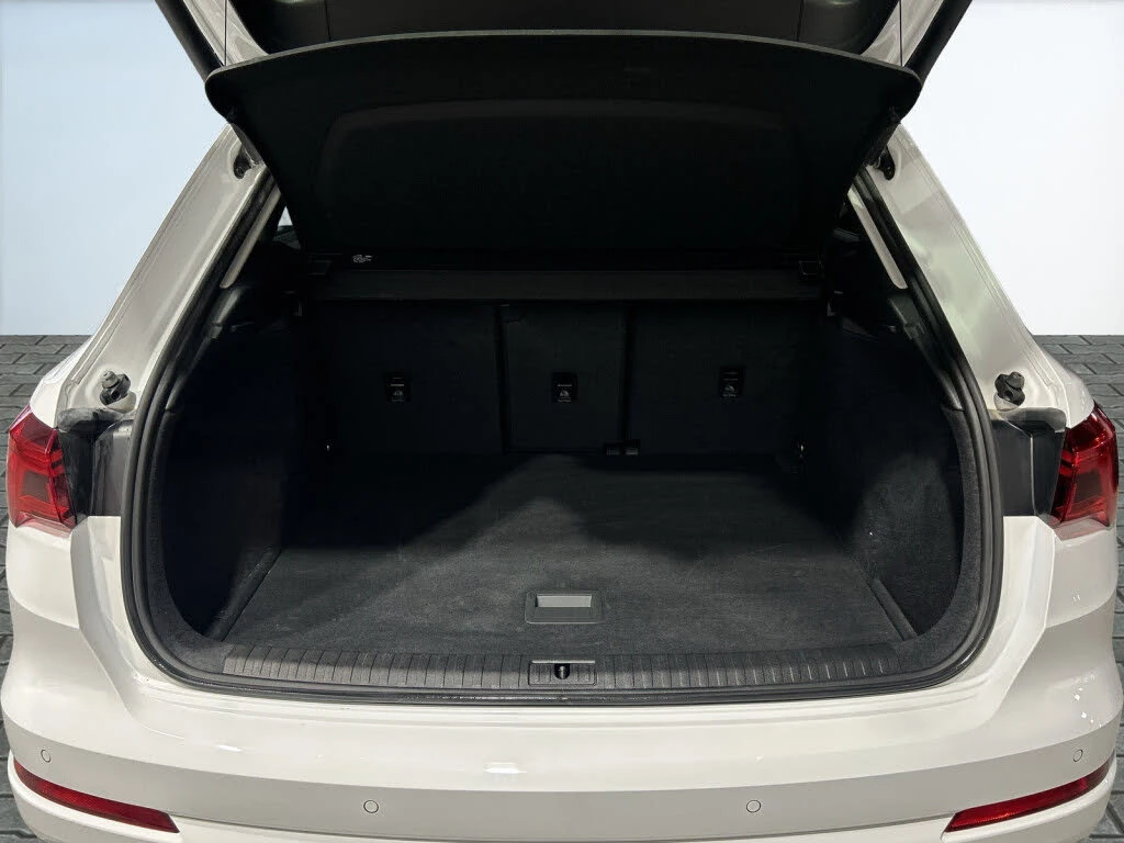 Audi Q3 Q3 quattro 40 TFSI* АвтоКредит* (Цена до БГ)  - изображение 5