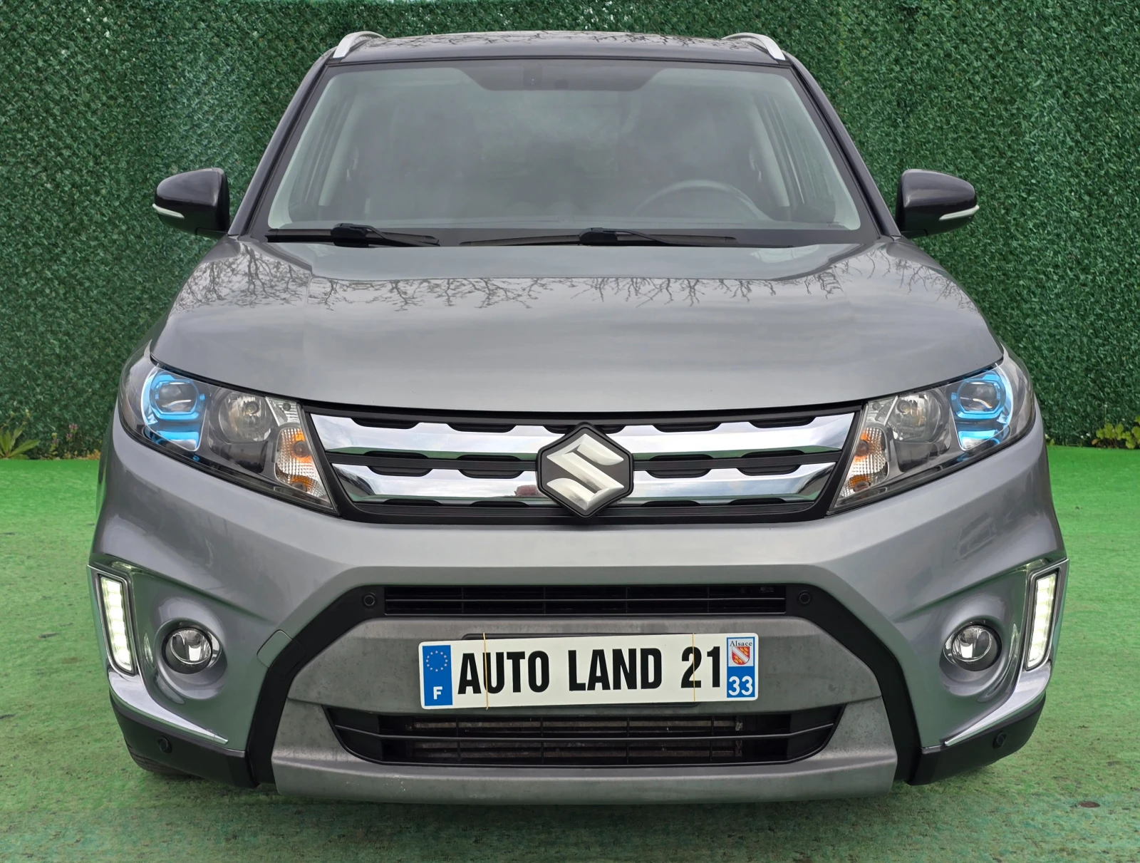 Suzuki Vitara 1.6D* 120кс* 4х4* All Grip* ALCANTARA, DISTRONIC* , снимка 2 - Автомобили и джипове - 54229874