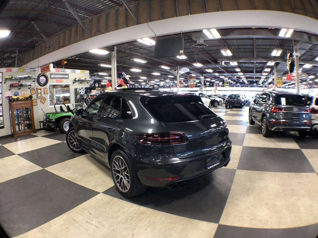 Porsche Macan * GTS AWD LEATHER PAN/ROOF NAV B/SPOT L/ASSIST CAM, снимка 5 - Автомобили и джипове - 54783843