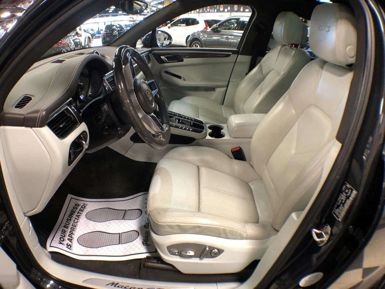 Porsche Macan * GTS AWD LEATHER PAN/ROOF NAV B/SPOT L/ASSIST CAM, снимка 16 - Автомобили и джипове - 54783843