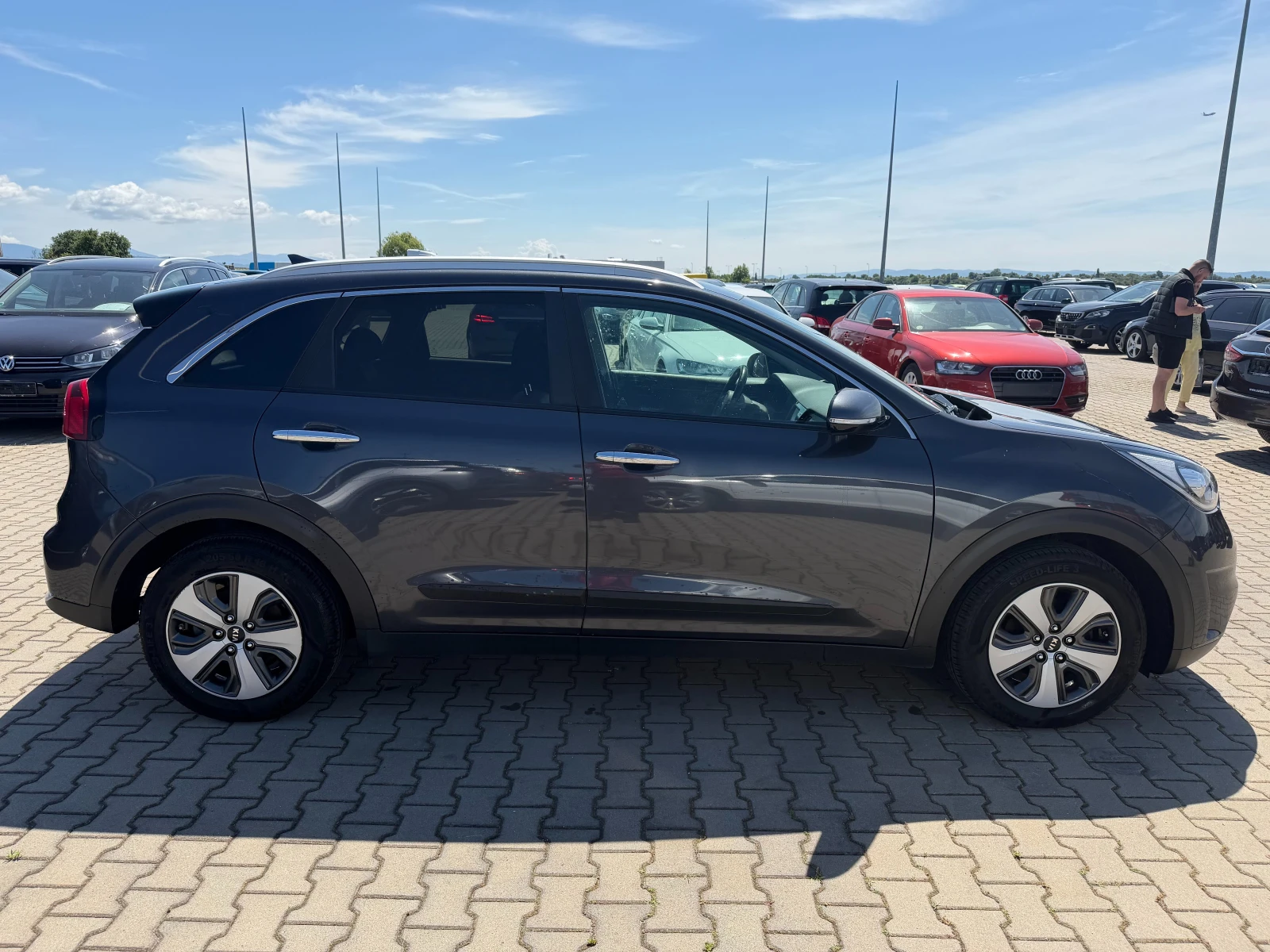 Kia Niro 1.6Hybrid AVTOMAT/KOJA/NAVI/KAMERA EURO 6, снимка 5 - Автомобили и джипове - 54928635