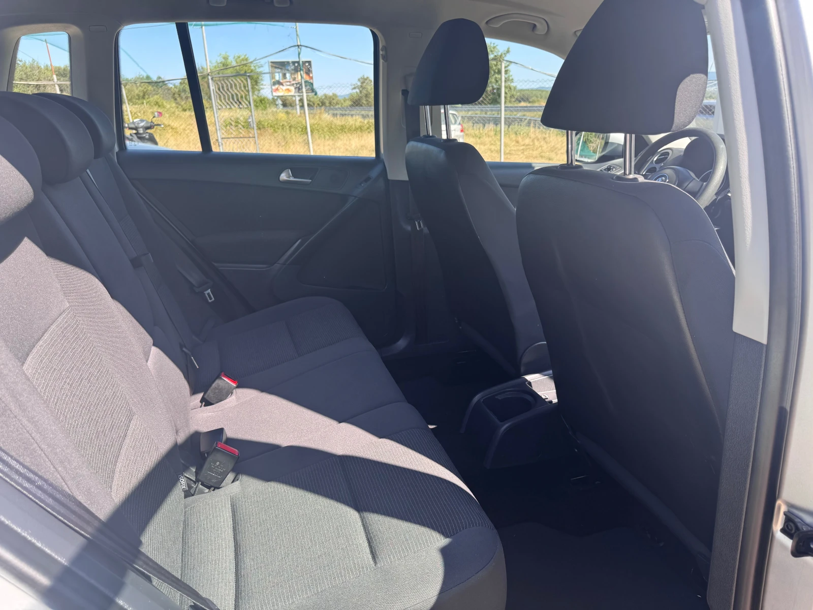 VW Tiguan 2.0TDI 195060km.100%, снимка 13 - Автомобили и джипове - 55453292