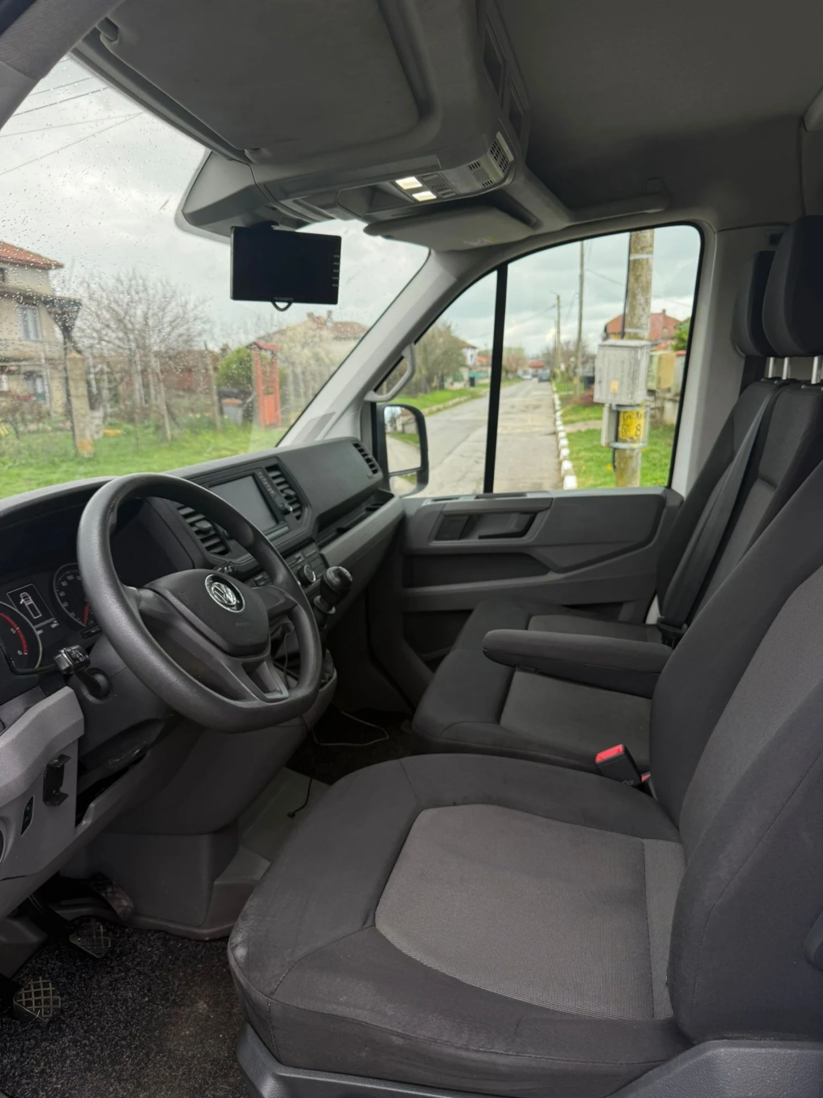 VW Crafter, снимка 13 - Бусове и автобуси - 53955121