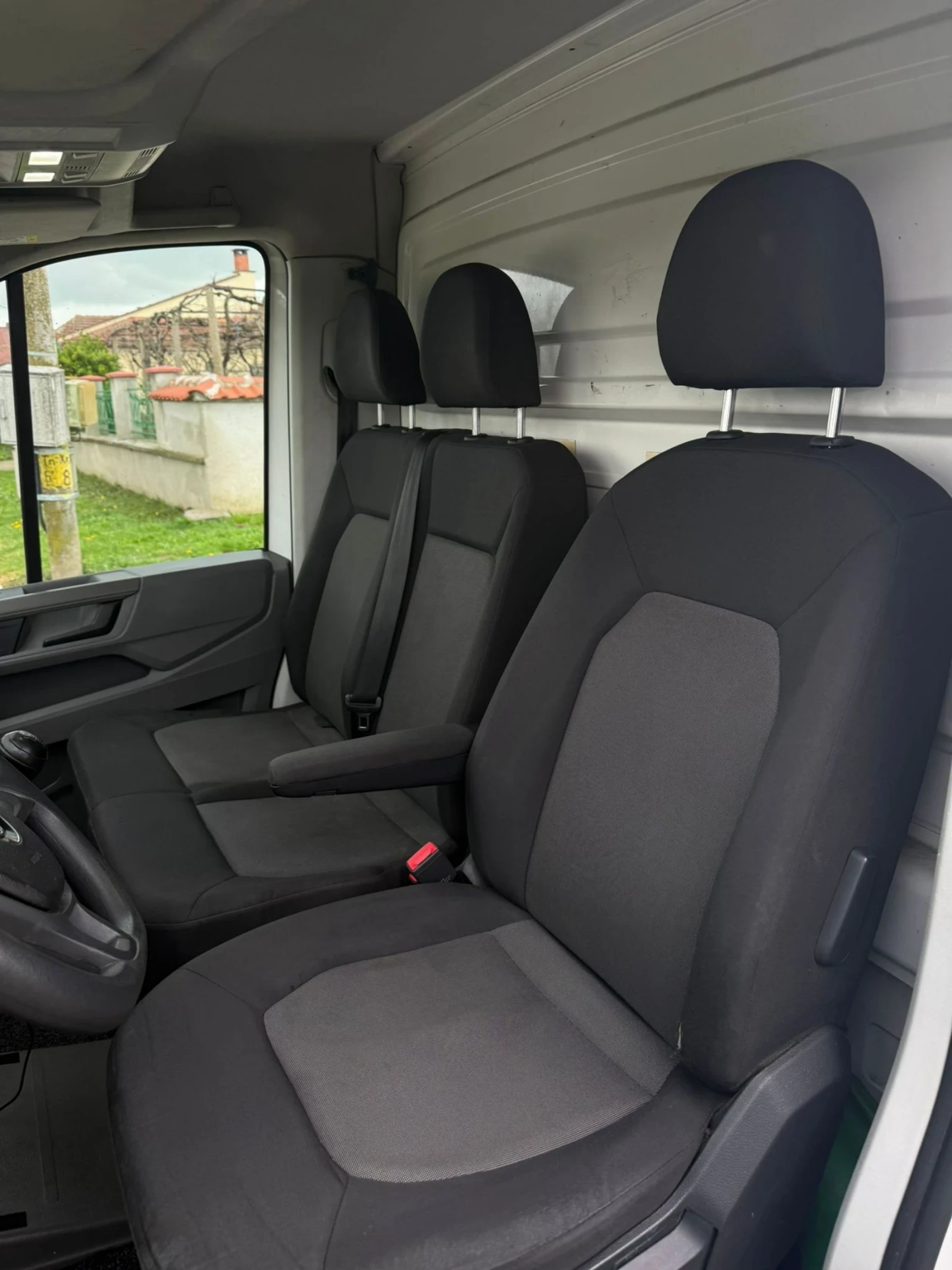 VW Crafter, снимка 15 - Бусове и автобуси - 53955121