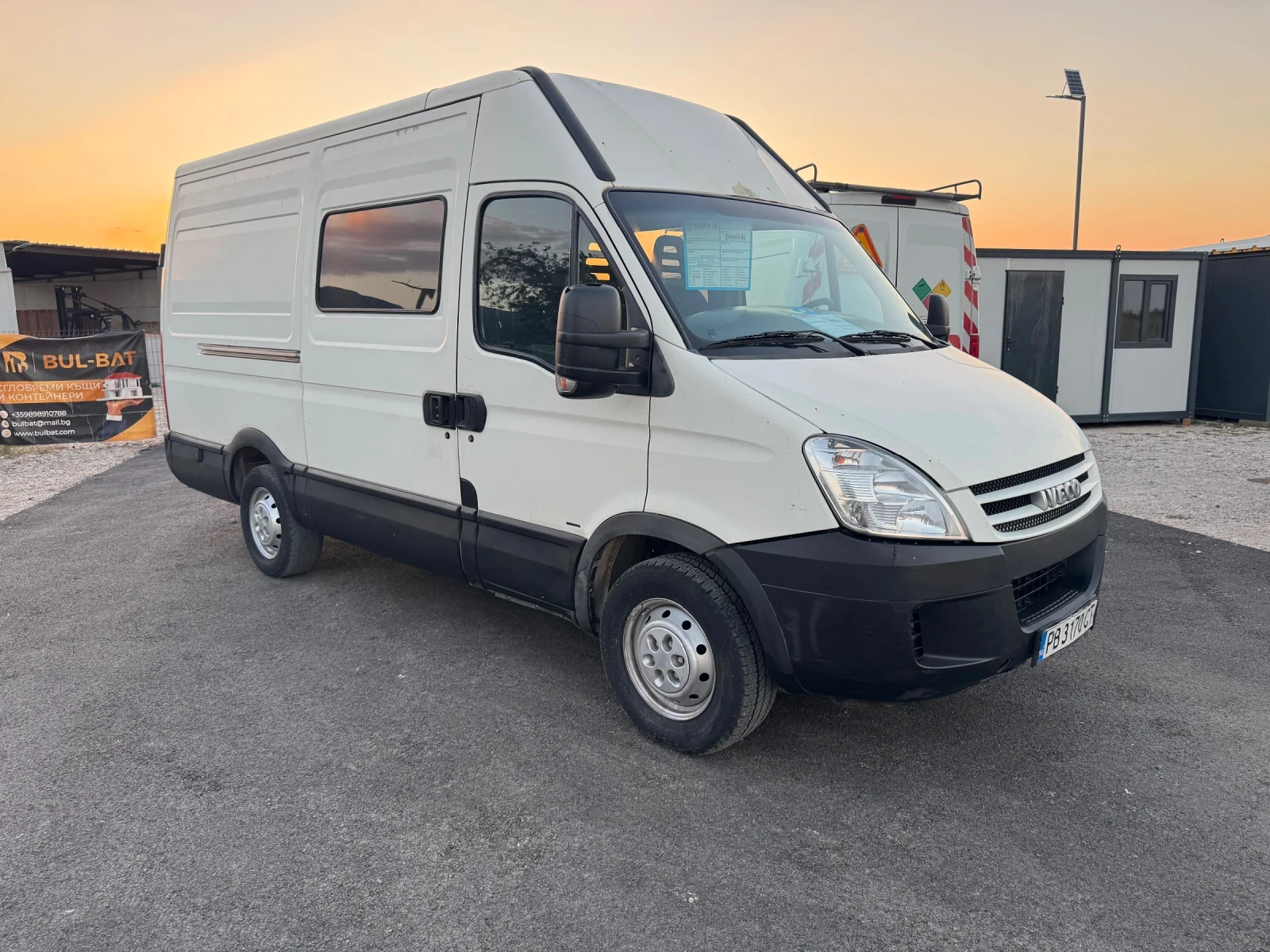 Iveco 35s12 2.3 5+ 1