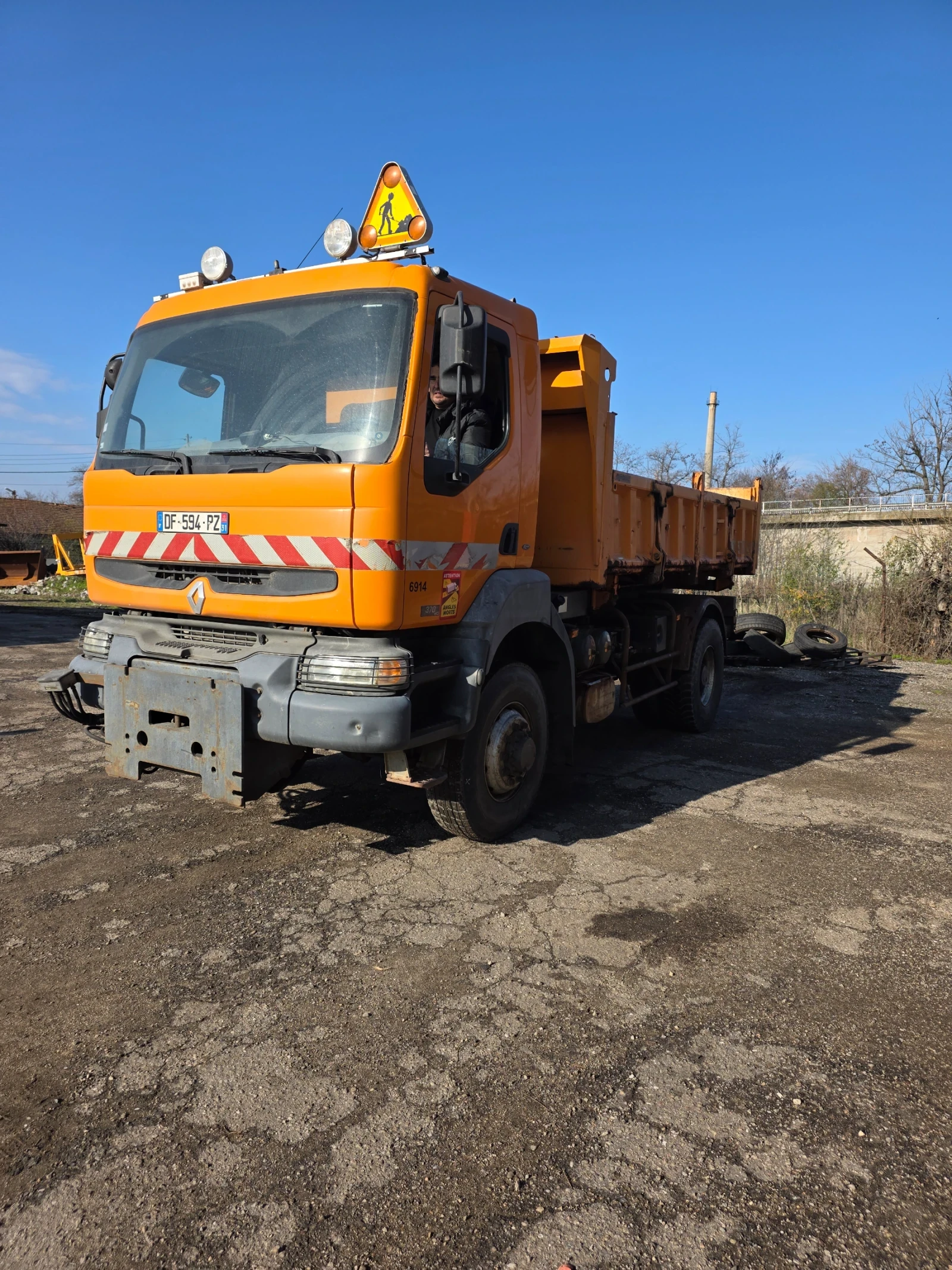 Renault Kerax 370dci самосвал снегорин , снимка 1