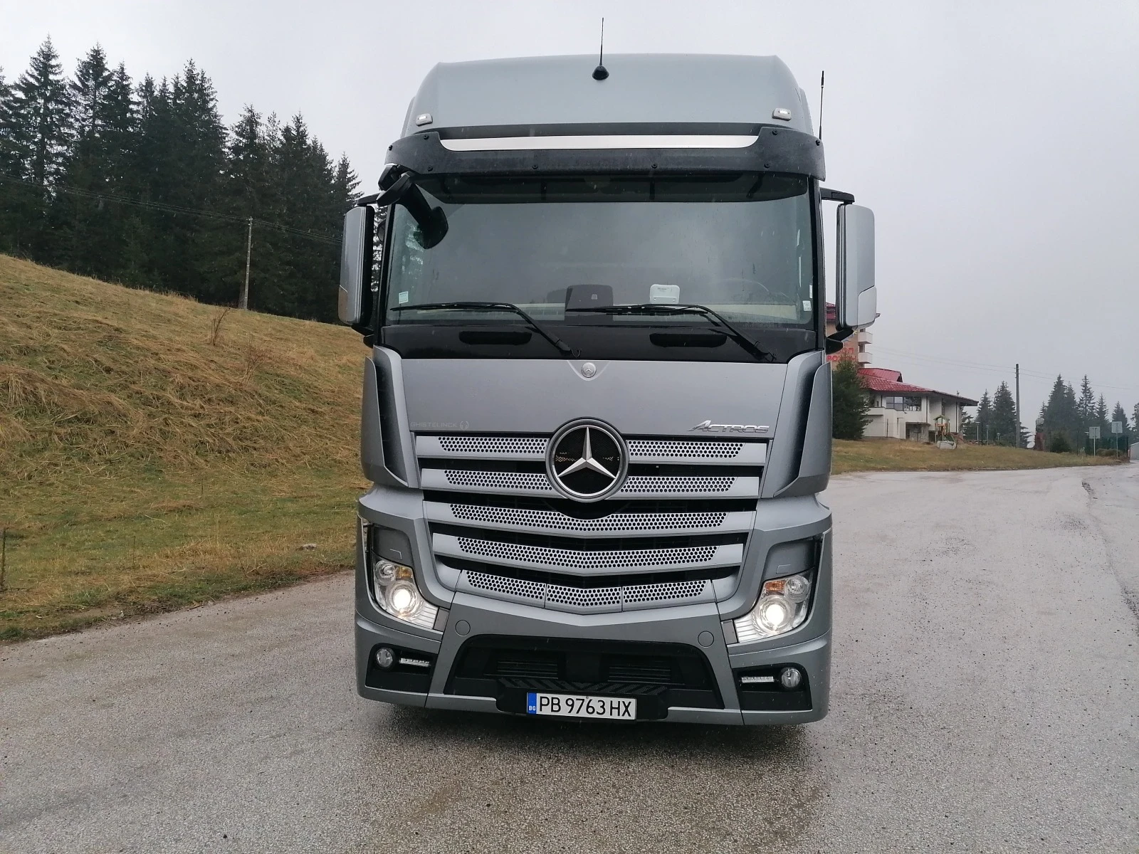 Mercedes-Benz Actros 1945 - Мега - изображение 6