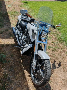 Harley-Davidson V-Rod Muscle, снимка 1