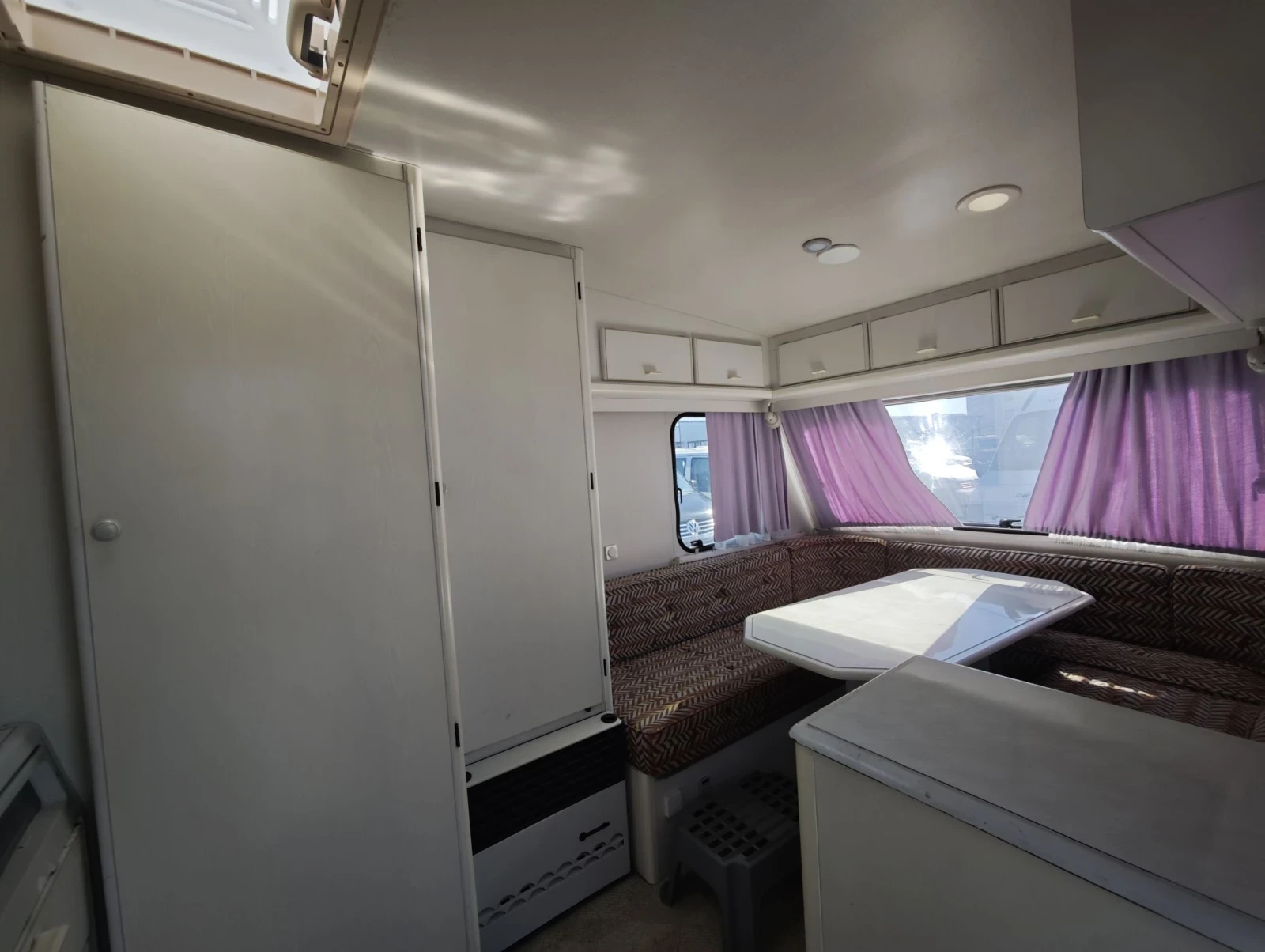 Каравана Adria, снимка 12 - Каравани и кемпери - 56340147