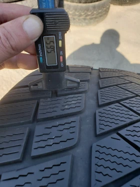 Гуми Зимни 325/35R22, снимка 8