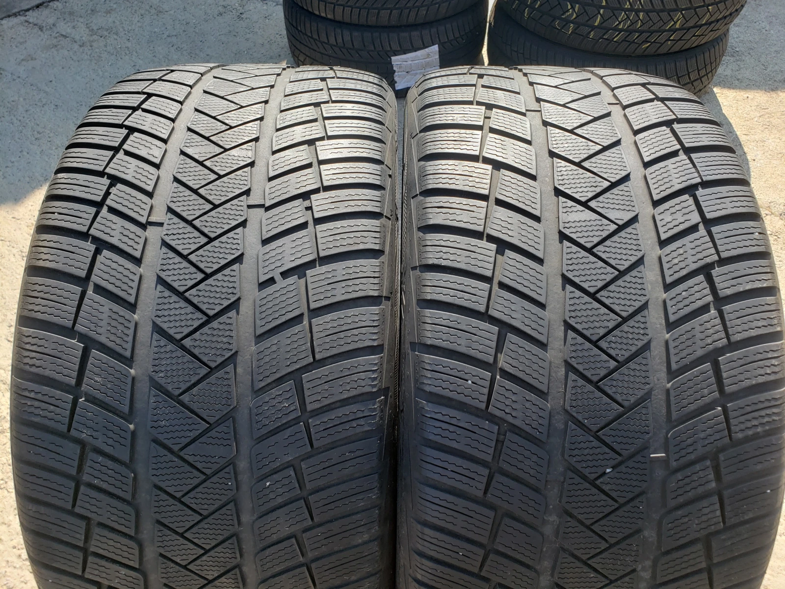  325/35R22 | Mobile.bg   2