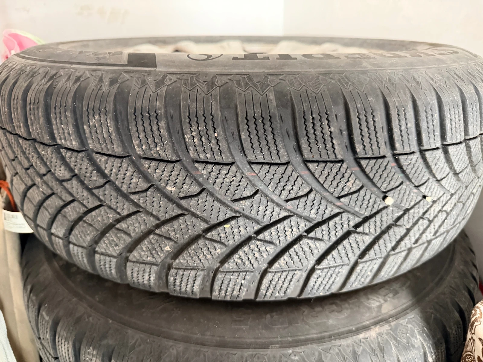 Гуми с джанти Semperit 215/65R16, снимка 3 - Гуми и джанти - 54538227