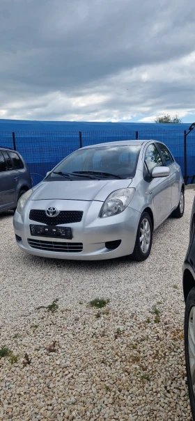 Toyota Yaris 1.4 d4d-ИТАЛИЯ, снимка 2