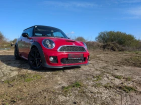 ����� �� �������� �� Mini John Cooper Works JCW