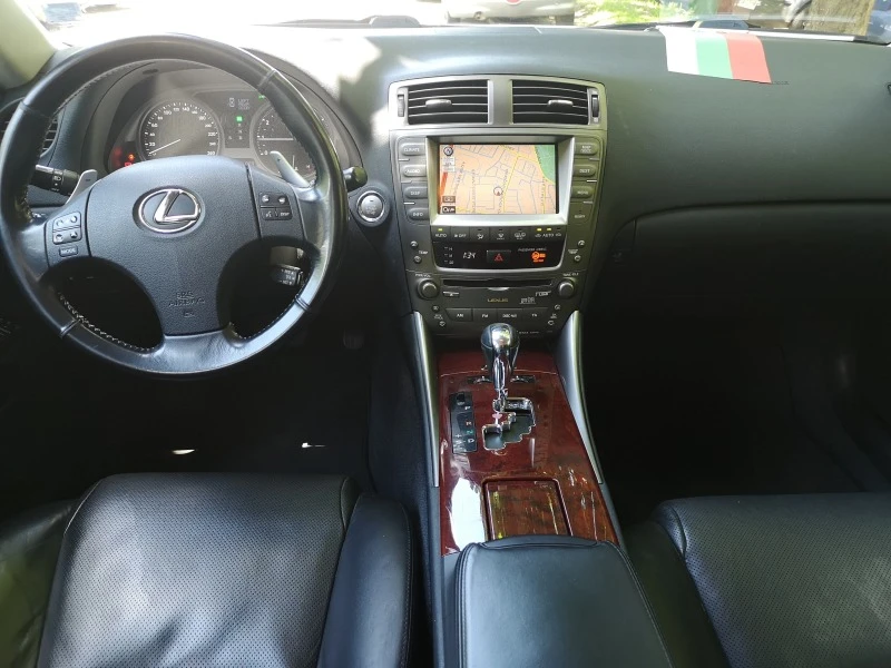 Lexus IS 250 PRESIDENT, снимка 15 - Автомобили и джипове - 46008179