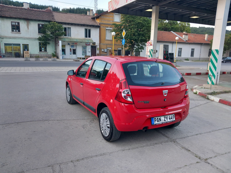 Dacia Sandero AMBIENTE, снимка 4 - Автомобили и джипове - 47198230