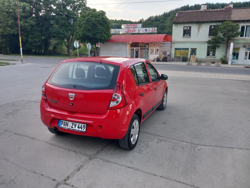 Dacia Sandero AMBIENTE, снимка 6 - Автомобили и джипове - 47609555