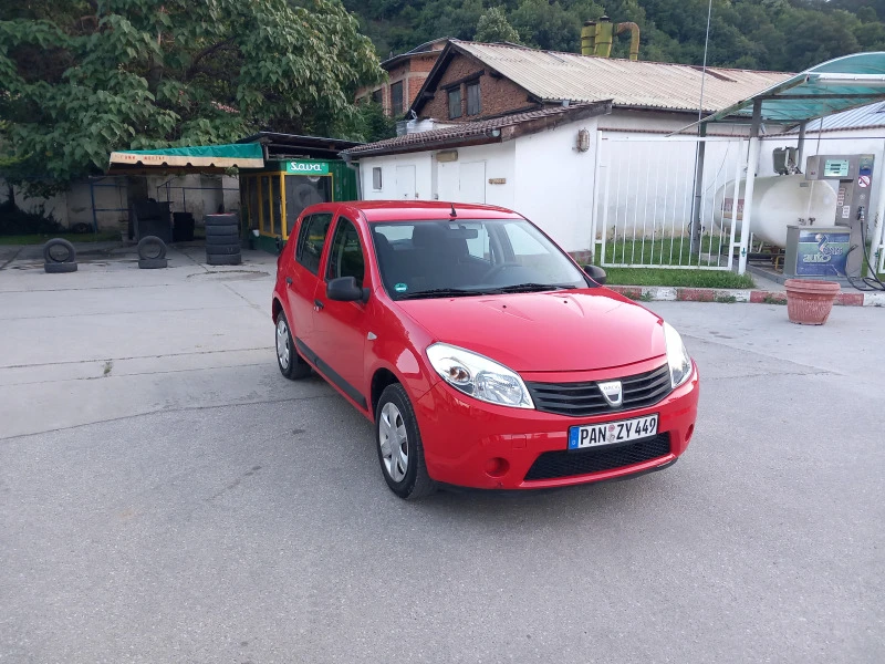 Dacia Sandero AMBIENTE, снимка 8 - Автомобили и джипове - 47609555