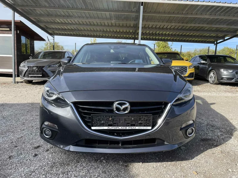 Mazda 3 Revolution/2.0/Auto/Navi/BSM/Keyless , снимка 2 - Автомобили и джипове - 47494794