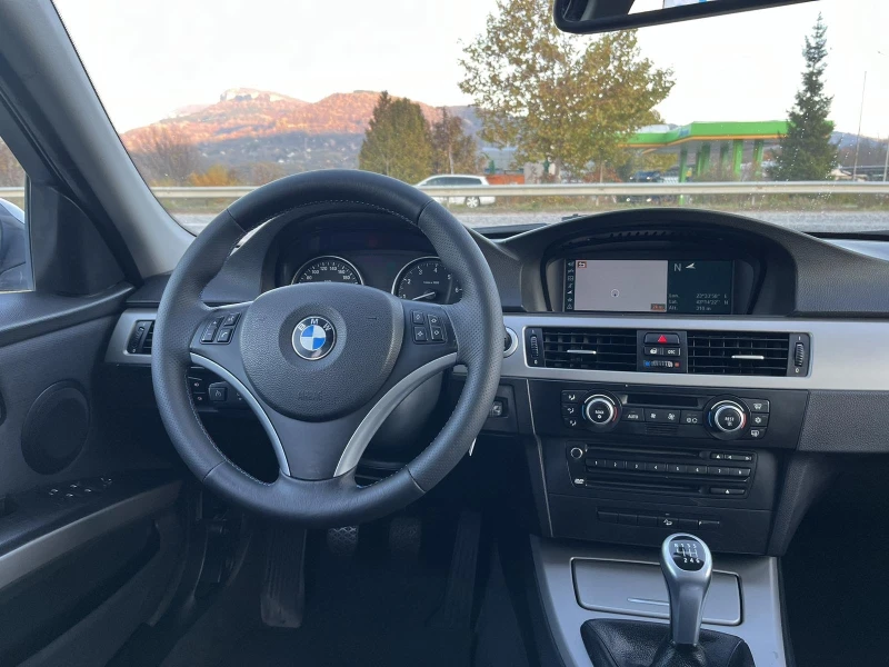 BMW 325 XI 3.0I 218кс КСЕНОН АВТОПИЛОТ NAVI КОЖА, снимка 12 - Автомобили и джипове - 47993507