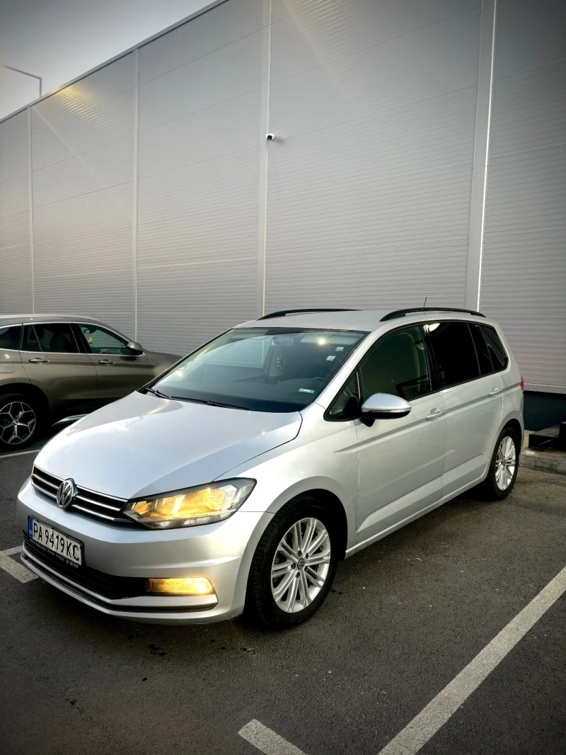 VW Touran, снимка 3 - Автомобили и джипове - 48089361