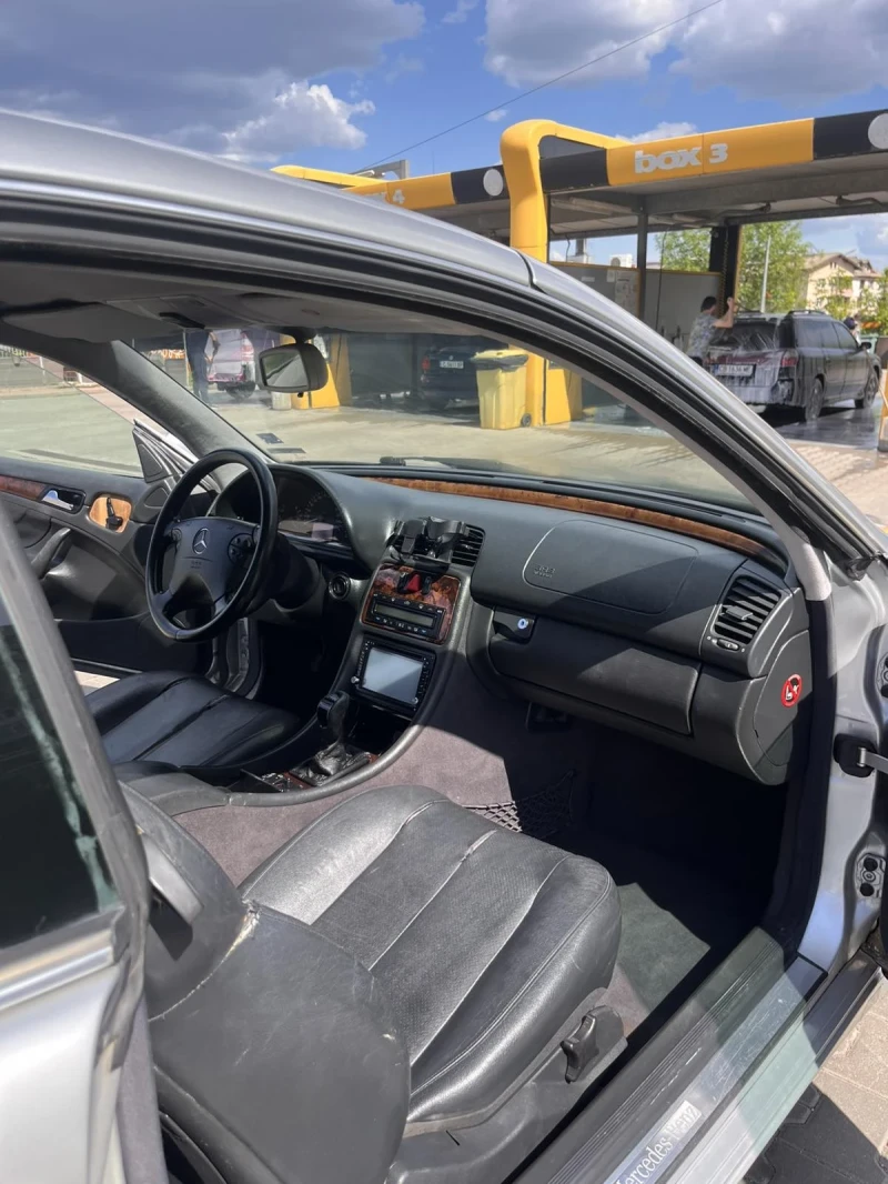 Mercedes-Benz CLK 200 kompressor , снимка 8 - Автомобили и джипове - 52300060