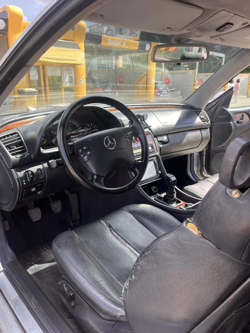 Mercedes-Benz CLK 200 kompressor , снимка 7 - Автомобили и джипове - 52300060