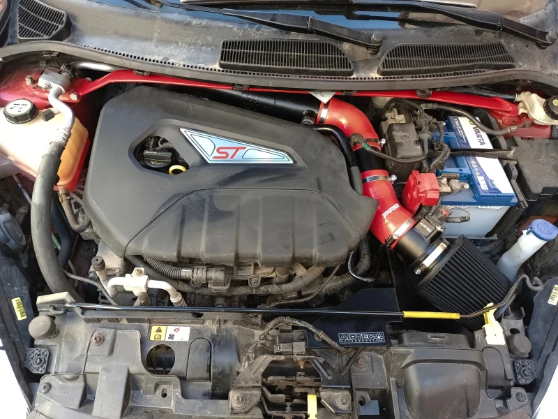 Ford Fiesta St, снимка 8 - Автомобили и джипове - 52449570