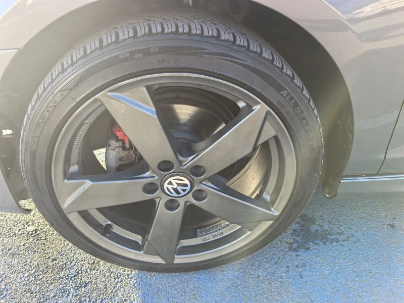 VW Golf 6.R paket Бартер и Лизинг, снимка 7 - Автомобили и джипове - 52341700