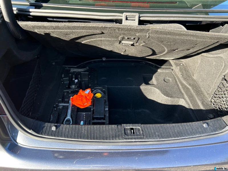 Mercedes-Benz E 300 AMG Hybrid BlueTEC, снимка 9 - Автомобили и джипове - 51914219