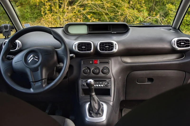 Citroen C3 Picasso, снимка 8 - Автомобили и джипове - 51870485