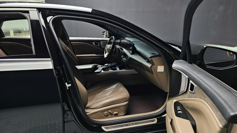 Kia K8 HYBRID NOBLESSE, снимка 10 - Автомобили и джипове - 52547696