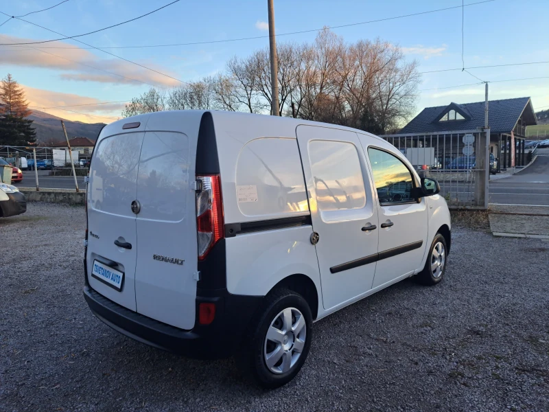 Renault Kangoo 1.5DCI 90ks EURO 6, снимка 7 - Автомобили и джипове - 52615152