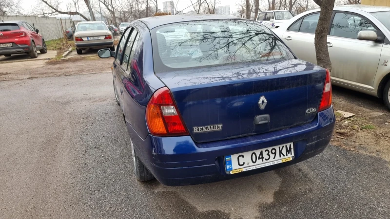 Renault Clio 1.4 benzin klimatik , снимка 5 - Автомобили и джипове - 53211706