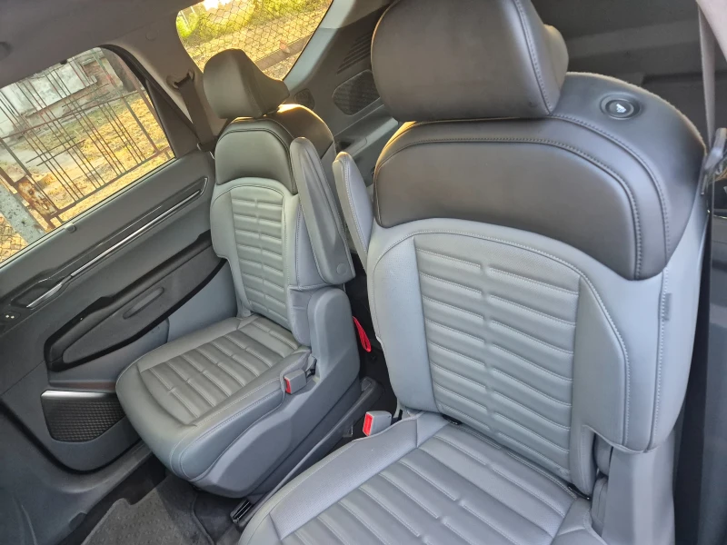 Kia EV9, снимка 12 - Автомобили и джипове - 53459981