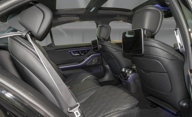 Mercedes-Benz S 350 d Long 4Matic = AMG Line = Гаранция, снимка 8 - Автомобили и джипове - 55835415