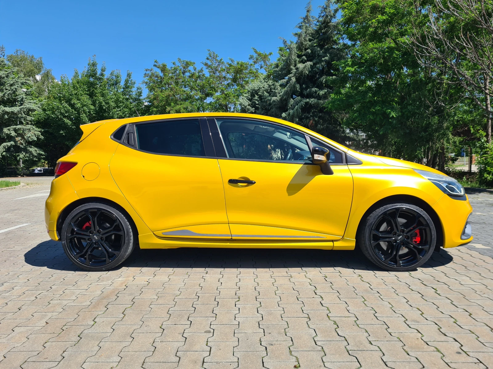 Renault Clio RS SPORT 200ps Швейцария - изображение 8