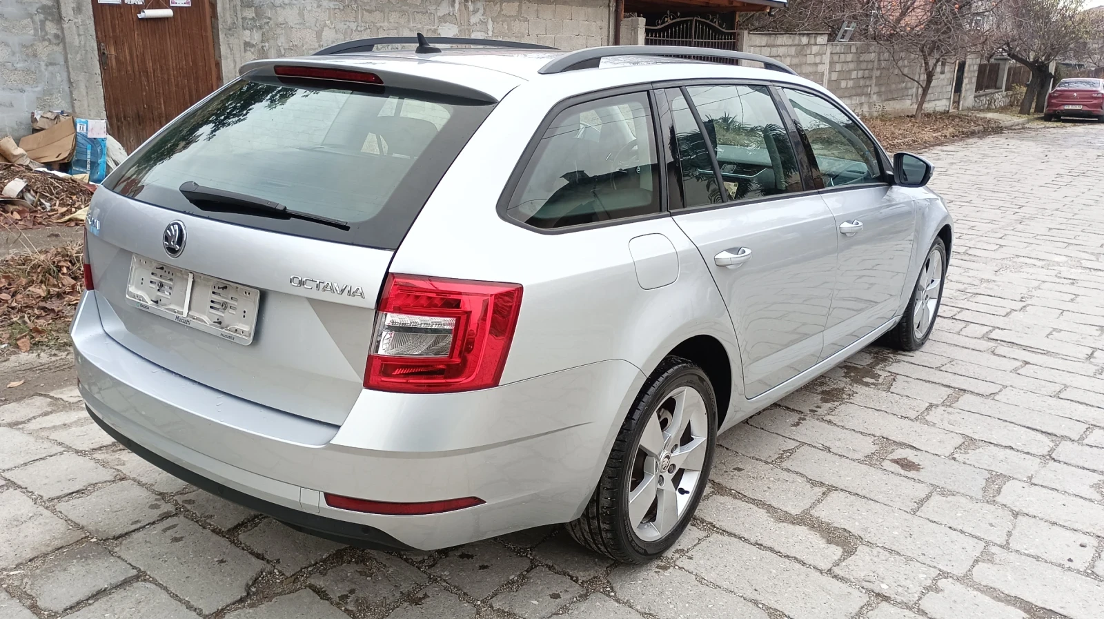 Skoda Octavia 1.6 TDI  - изображение 3