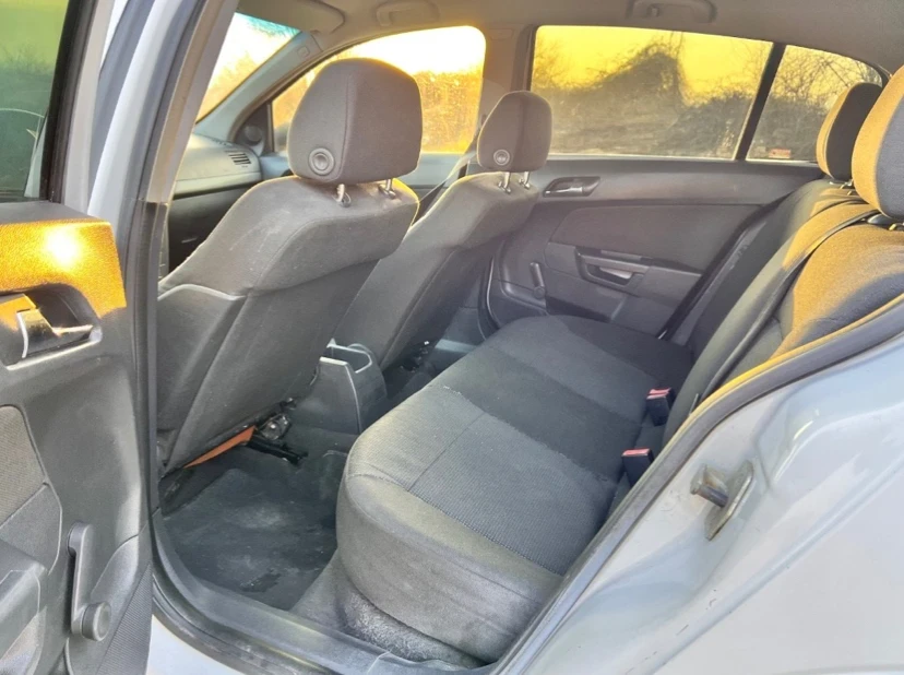 Opel Astra H - изображение 8