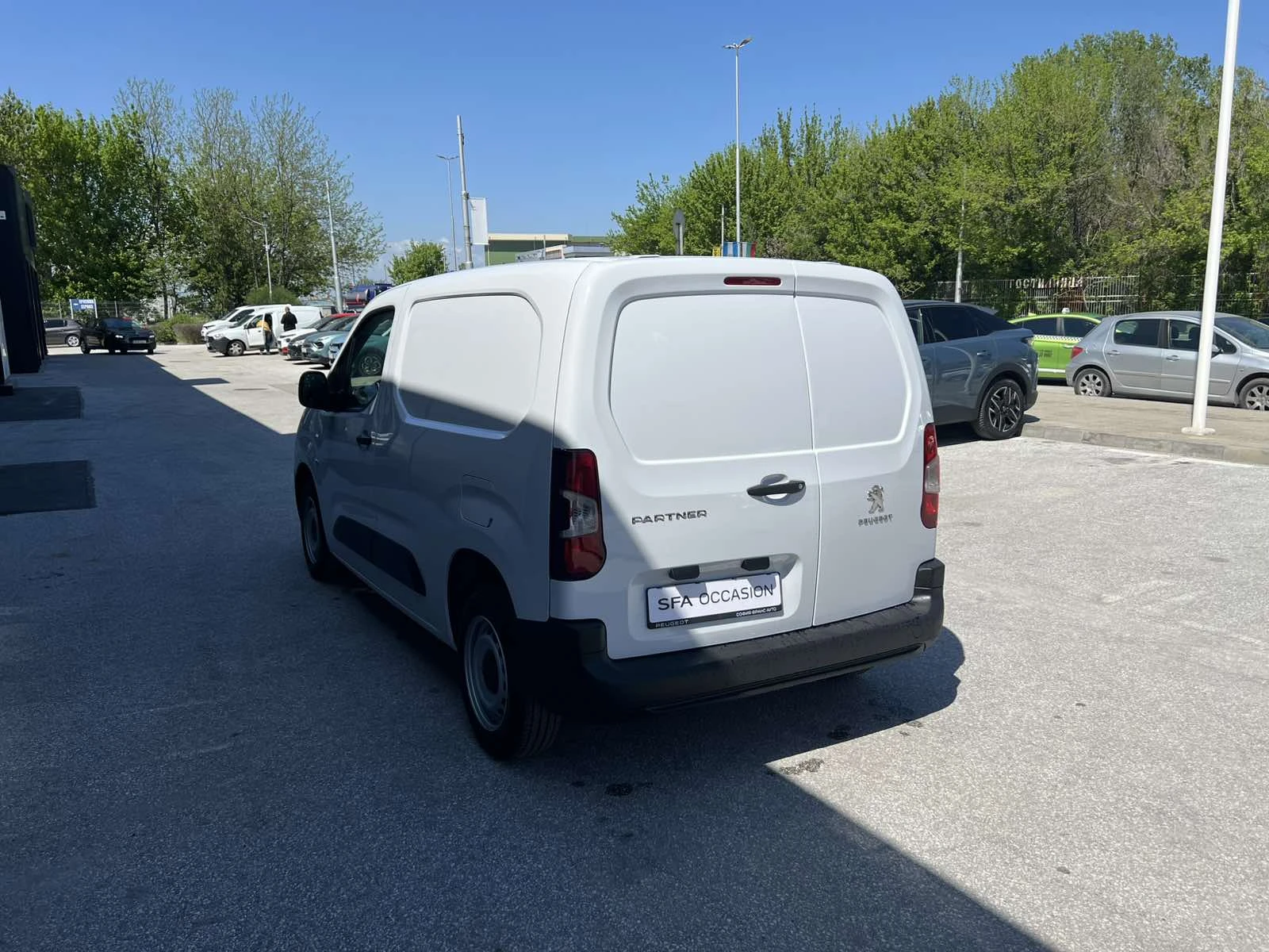 Peugeot Partner PARTNER Standard 650 1.5 BlueHdi 102 S&S BVM6 E6.4 - изображение 5