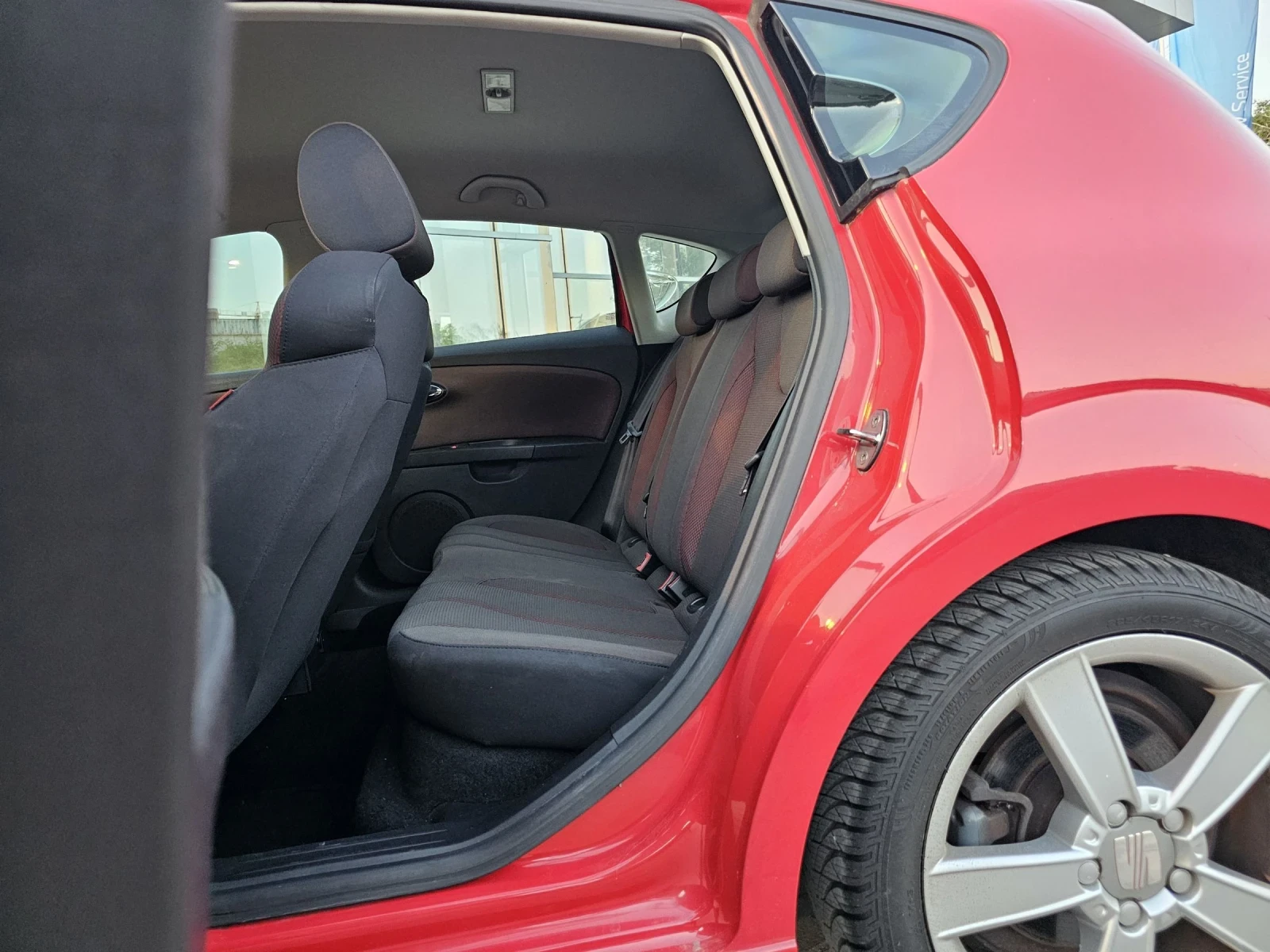 Seat Leon 2.0 TFSI 185HP Сервизна книжка Germany - изображение 9