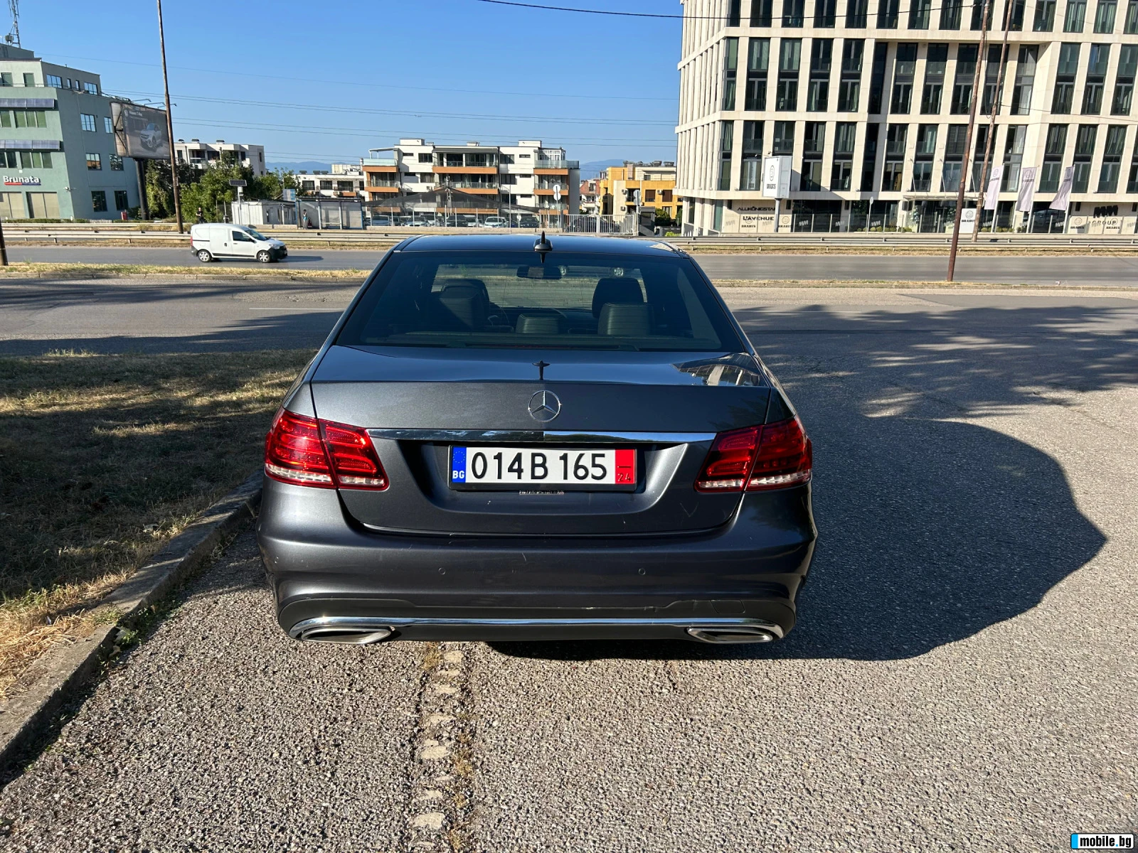 Mercedes-Benz E 300 AMG Hybrid BlueTEC | Mobile.bg   12