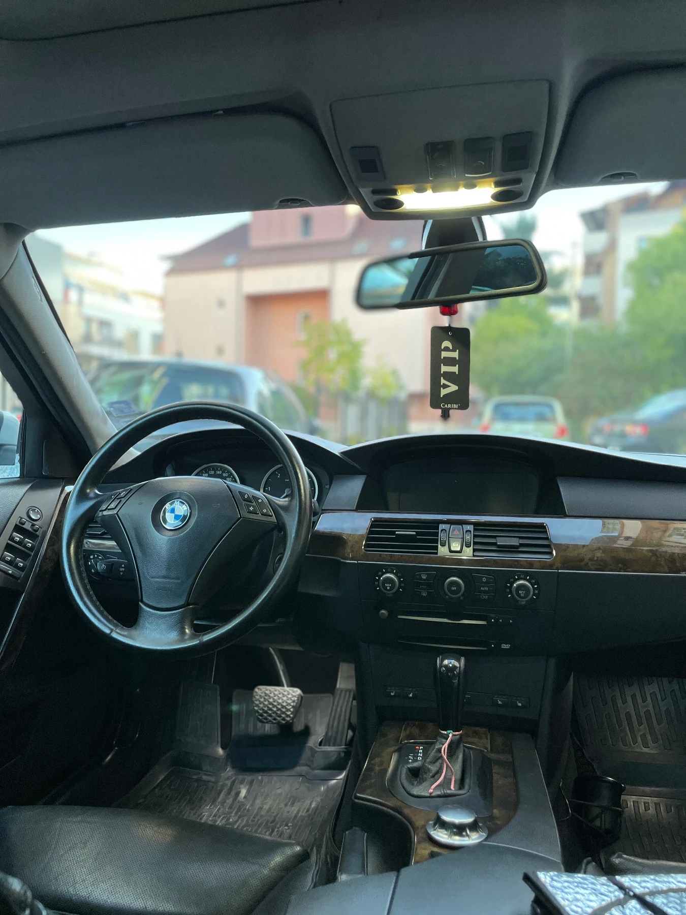 BMW 530 3.0D M57 * ОБДУХВАНЕ* * КОЖА* * ШИБЕДАХ* * ПОДГРЕВ - изображение 10