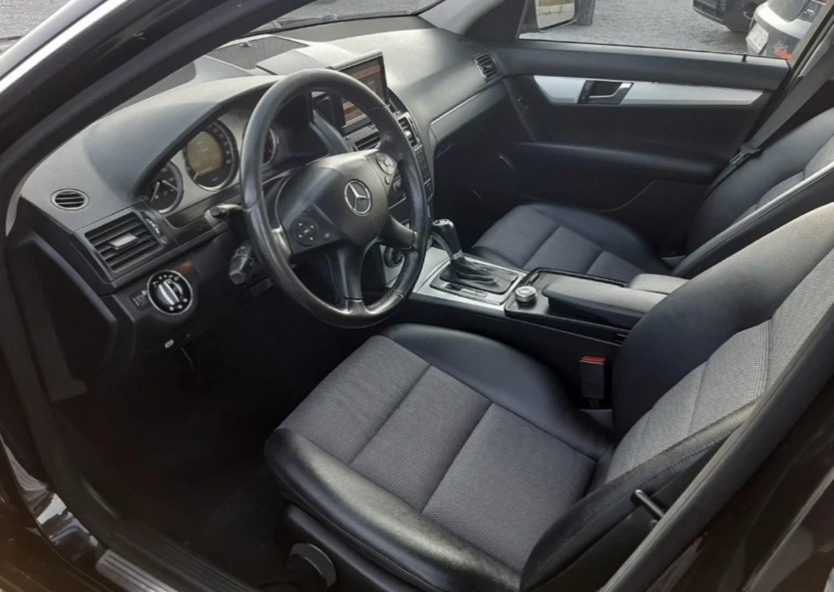 Mercedes-Benz C 220  - изображение 3