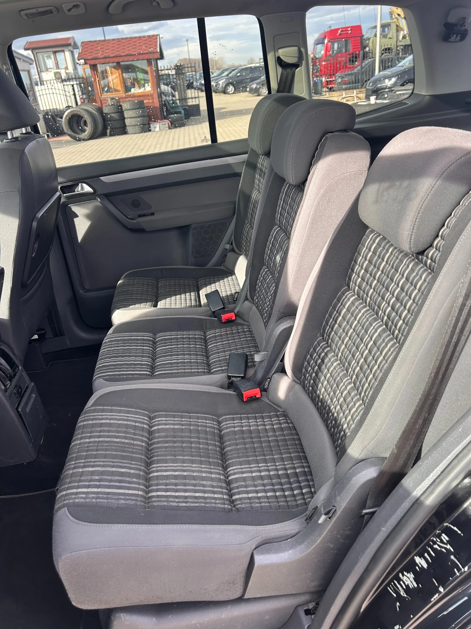 VW Touran CROSS 2.0TDI AVTOMAT/PANORAMA/NAVI 6+ 1 EURO 5 - изображение 10