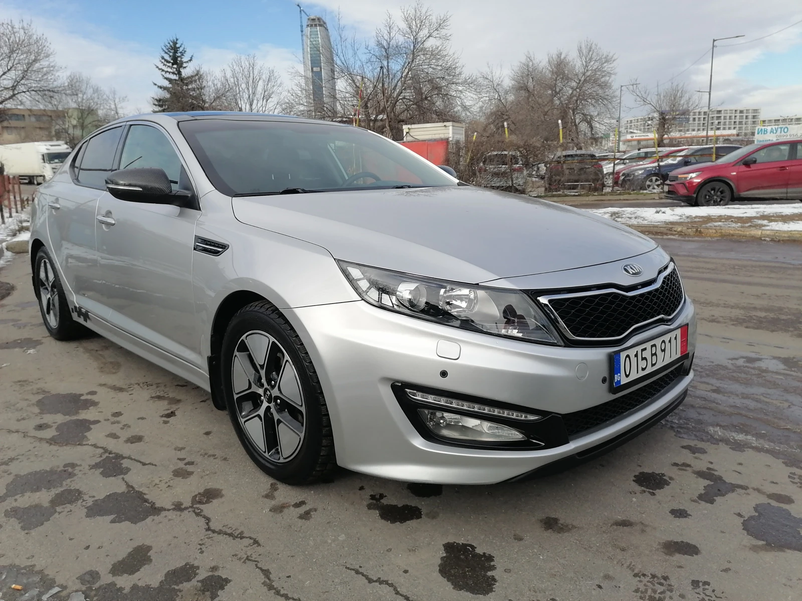 Kia Optima 2.0i Hibrid - изображение 2
