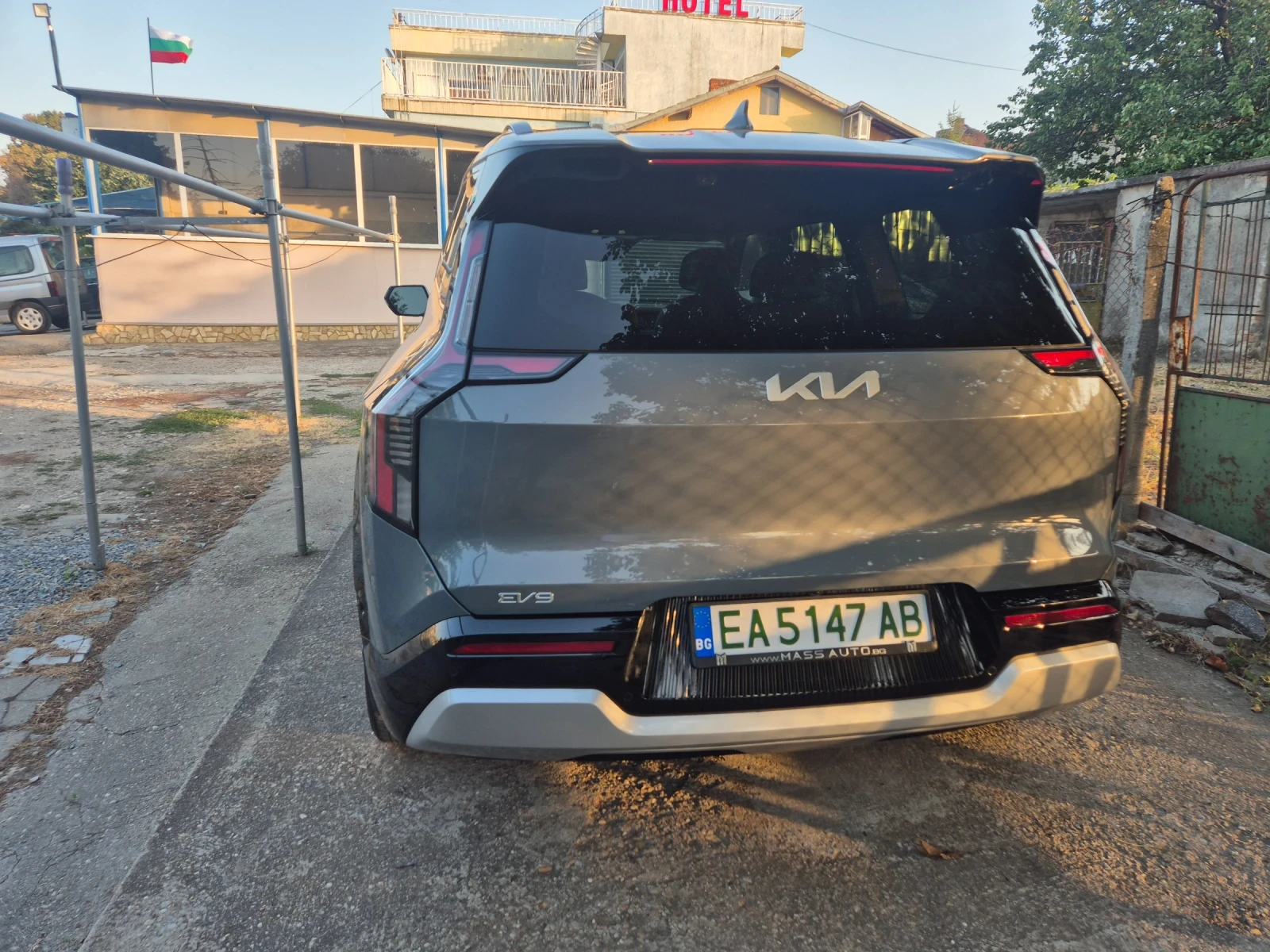 Kia EV9 | Mobile.bg � ����������� 13